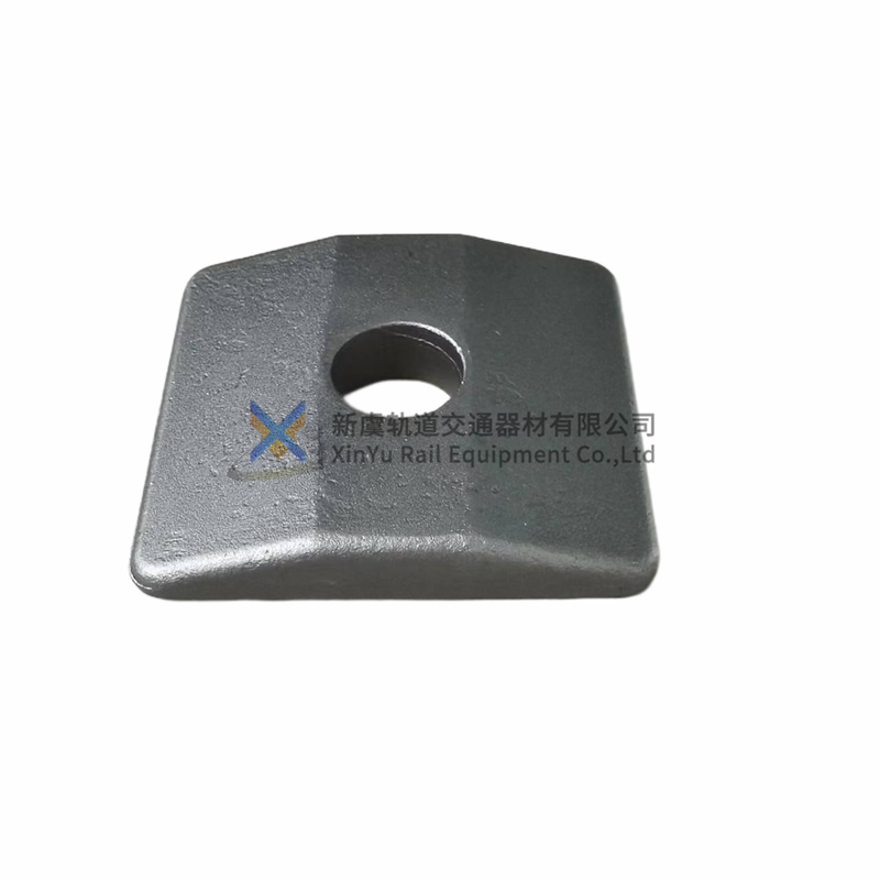 Rail clamp plate